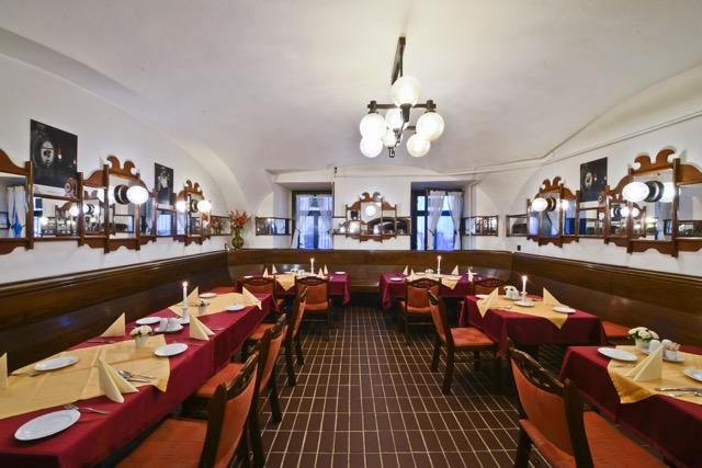 Offi Haz Hotel Eger Kültér fotó